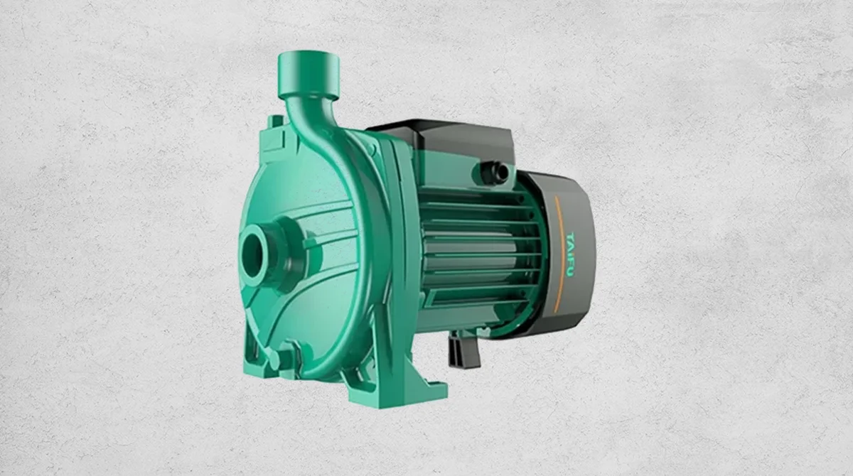 a horses domestic water pump13