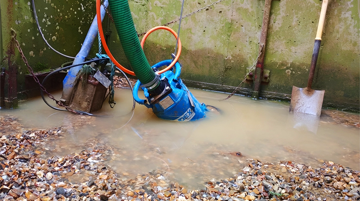 submersible pump oil change2